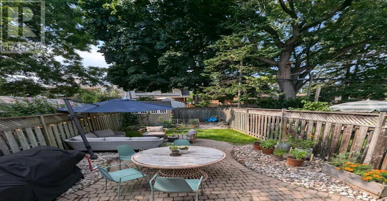 114 Springdale Boulevard, Toronto, ON, M4J 1W9 - 24