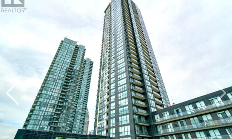 1002-510 Curran Place