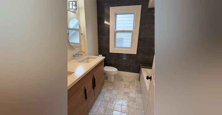 1504 Elsmere, Windsor, ON, N8X 4H3 - 10