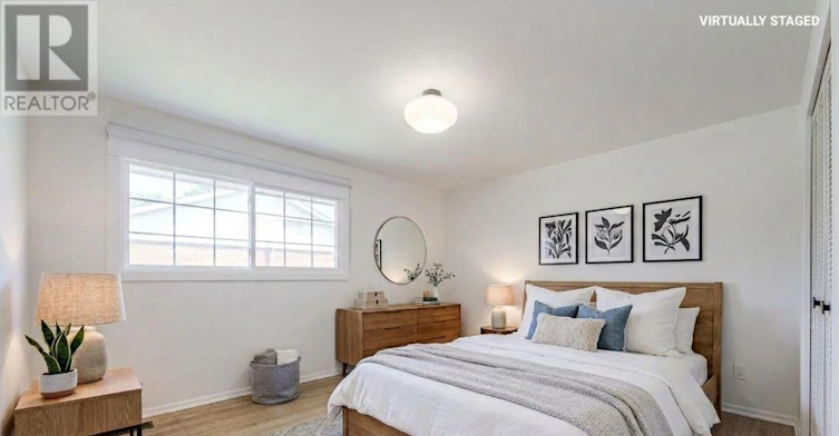 33 Forestbrook Crescent, Toronto, ON, M1T 1S7 - 34