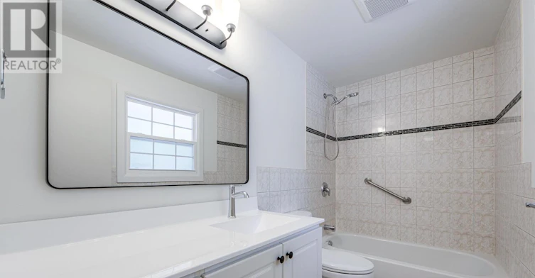 33 Forestbrook Crescent, Toronto, ON, M1T 1S7 - 23