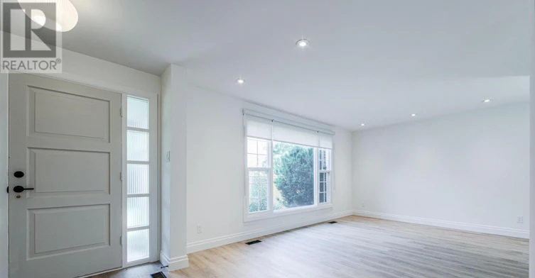 33 Forestbrook Crescent, Toronto, ON, M1T 1S7 - 4