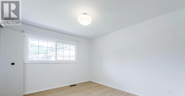 33 Forestbrook Crescent, Toronto, ON, M1T 1S7 - 26