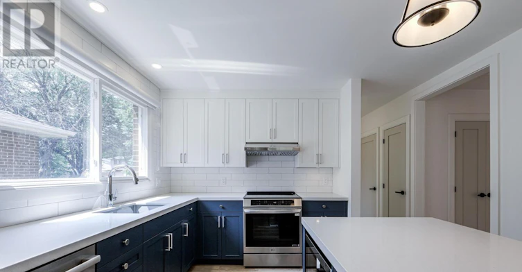 33 Forestbrook Crescent, Toronto, ON, M1T 1S7 - 9