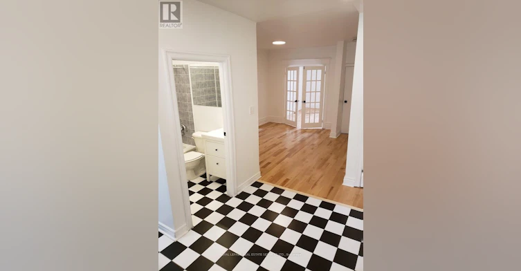 2-673 Woodbine Avenue, Toronto, ON, M4E 2J3 - 6