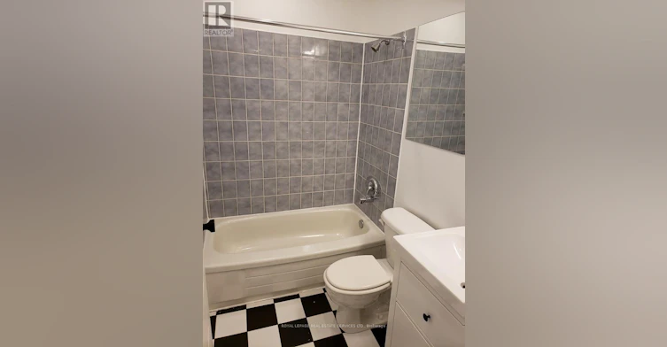 2-673 Woodbine Avenue, Toronto, ON, M4E 2J3 - 12