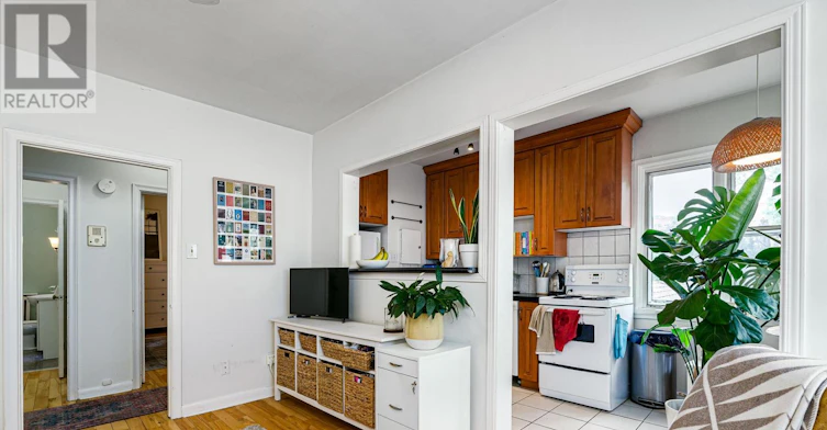 4-50 Glenrose Avenue, Toronto, ON, M4T 1K4 - 3