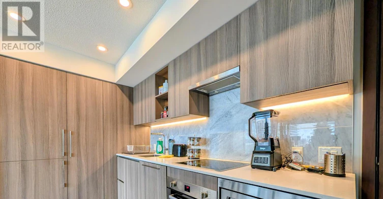 1905-19 Bathurst Street, Toronto, ON, M5V 0N2