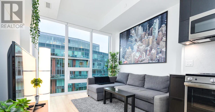 135 Liberty Street EAST, Toronto, ON, M6K 0G7