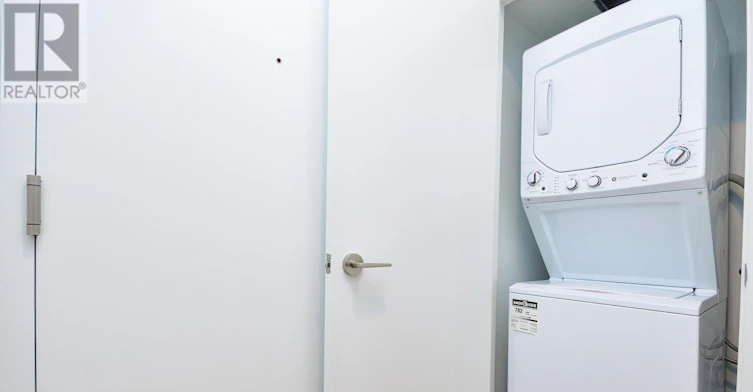135 Liberty Street EAST, Toronto, ON, M6K 0G7 - 24