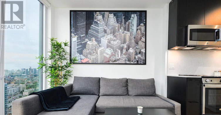 135 Liberty Street EAST, Toronto, ON, M6K 0G7 - 10