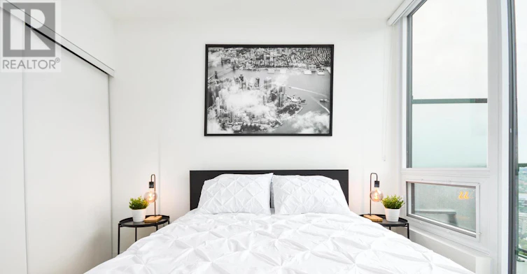 135 Liberty Street EAST, Toronto, ON, M6K 0G7 - 3