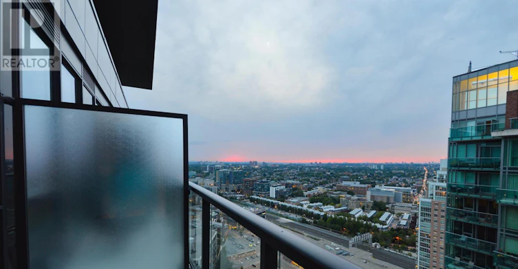 135 Liberty Street EAST, Toronto, ON, M6K 0G7 - 25