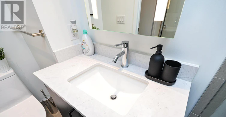 135 Liberty Street EAST, Toronto, ON, M6K 0G7 - 22