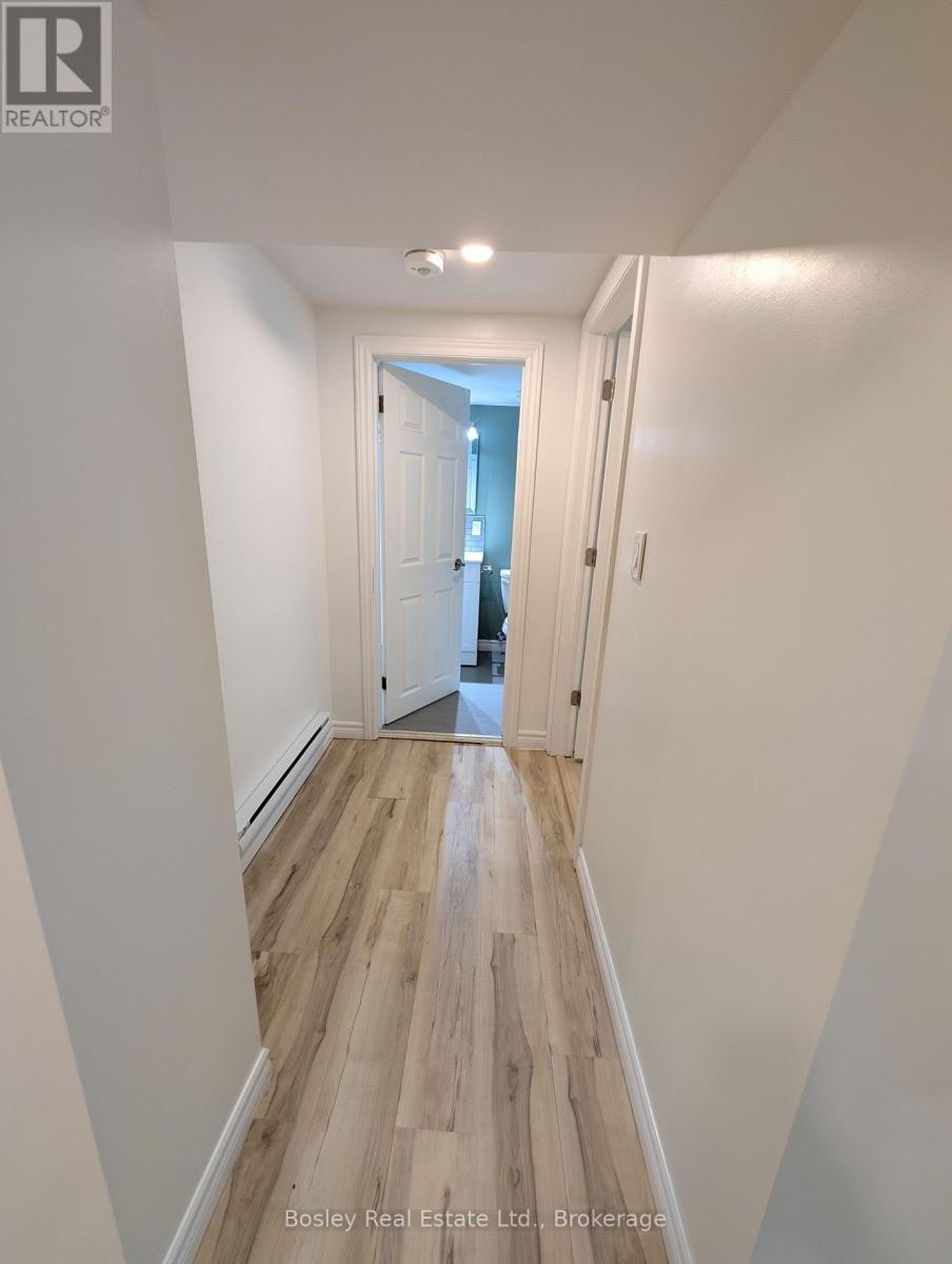 LOWER-102 Kensington Street, Guelph, ON, N1E 3P9 - 8