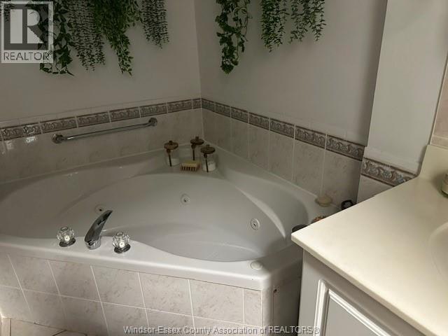 205-4789 Riverside Drive East, Windsor, ON, N8Y 5A2 - 20