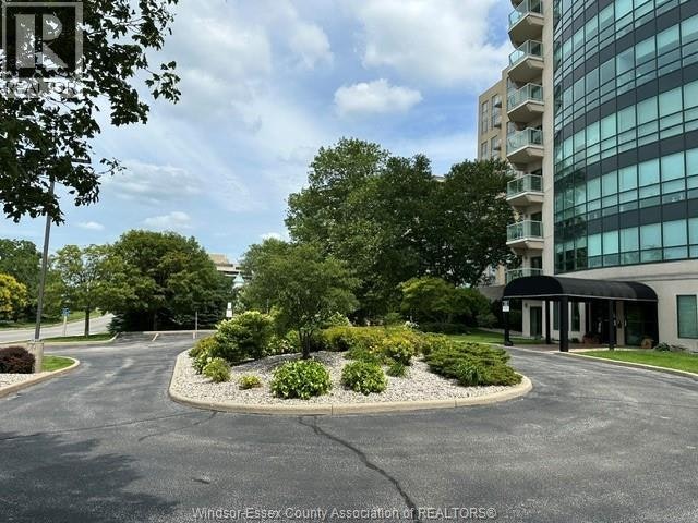 205-4789 Riverside Drive East, Windsor, ON, N8Y 5A2 - 3