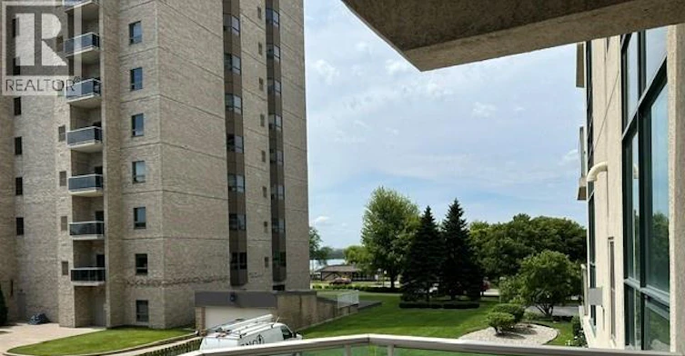 205-4789 Riverside Drive East, Windsor, ON, N8Y 5A2 - 9