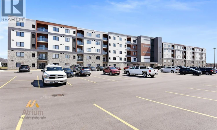211-2550 Sandwich West Parkway