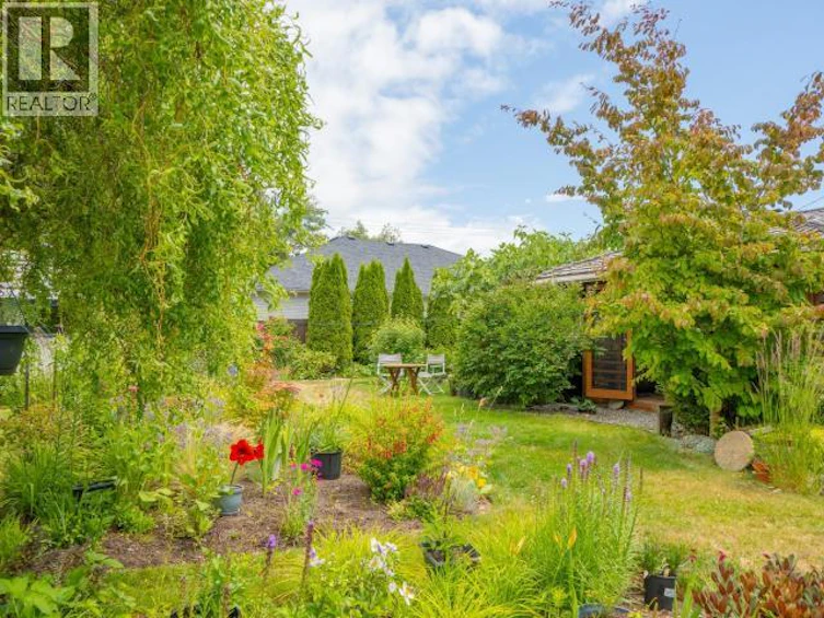 7249 Field Street, Powell River, BC, V8A 5S9 - 20