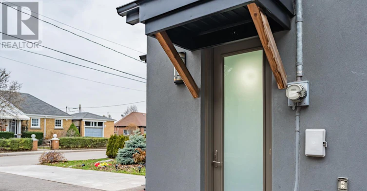 LOWER-110 Strathnairn Avenue, Toronto, ON, M6M 2G1 - 13