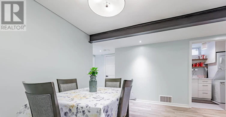 LOWER-110 Strathnairn Avenue, Toronto, ON, M6M 2G1 - 4