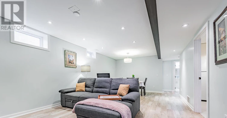 LOWER-110 Strathnairn Avenue, Toronto, ON, M6M 2G1 - 2