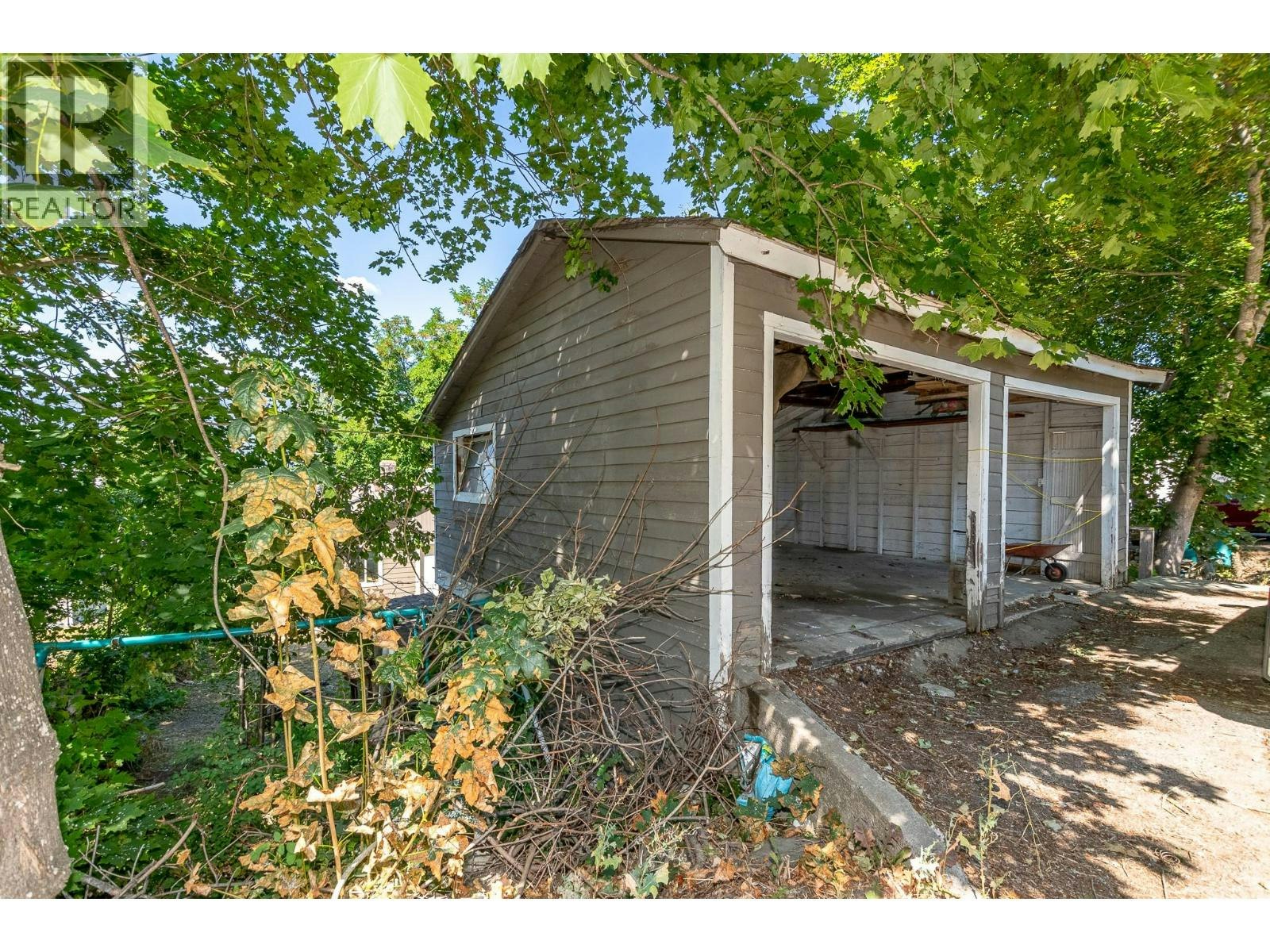 630 SE 5 Street, Salmon Arm, BC, V1E 4G2 - 46