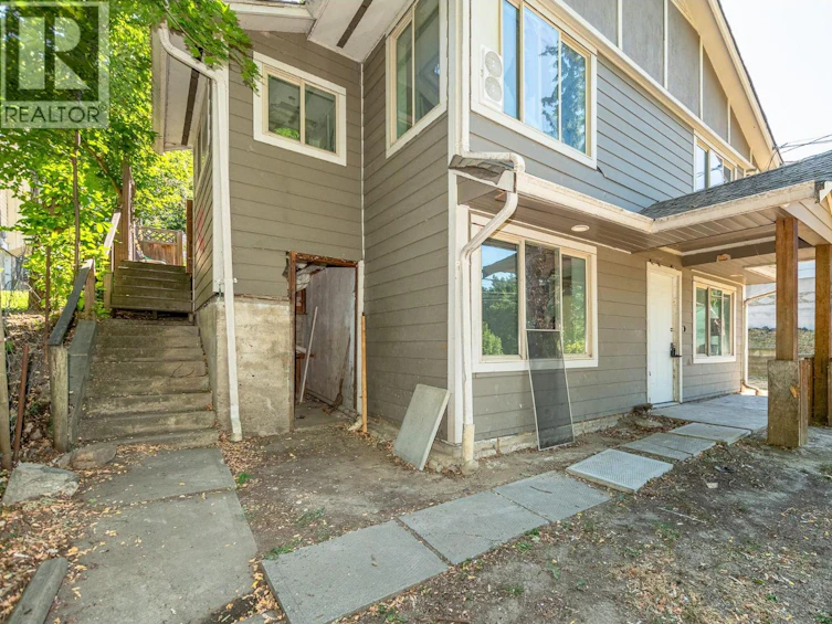 630 SE 5 Street, Salmon Arm, BC, V1E 4G2 - 50