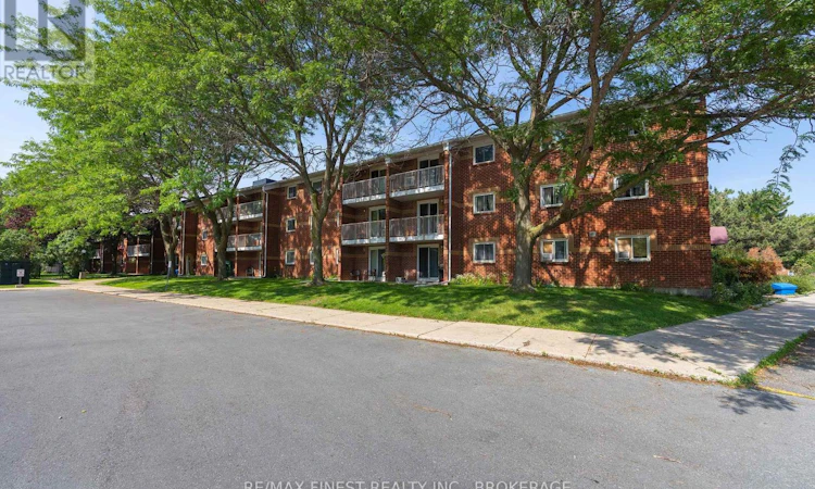 206-573 Armstrong Road