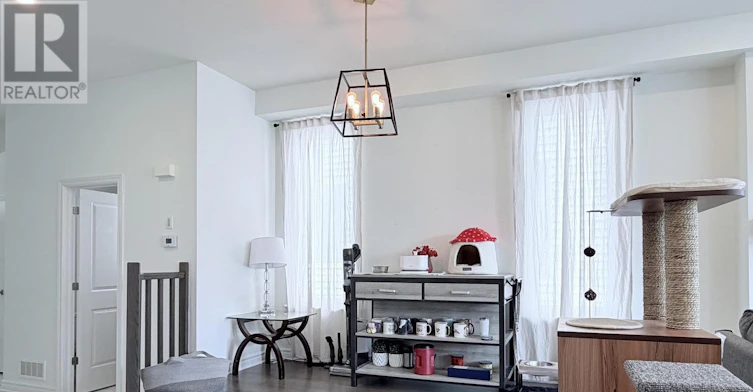 535 Honeylocust Avenue, Ottawa, ON, K2V 0L8 - 5
