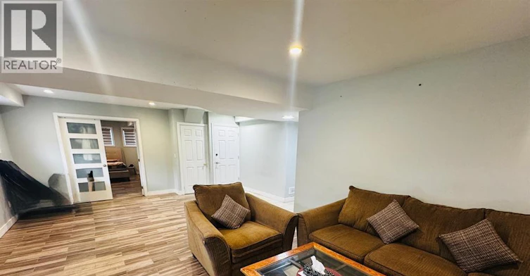 LOWER-4625 Bunker Avenue, Windsor, ON, N9G 3A8 - 4