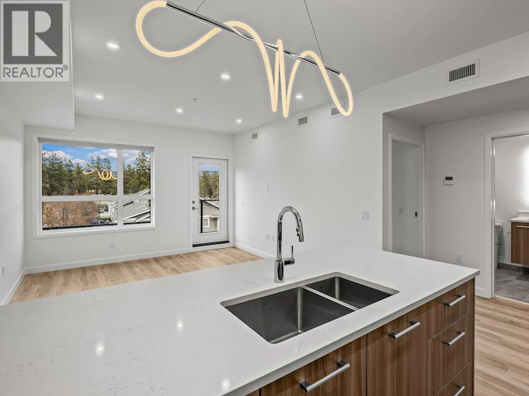 205-630 Boynton Place, Kelowna, BC, V1V 3B8 - 12