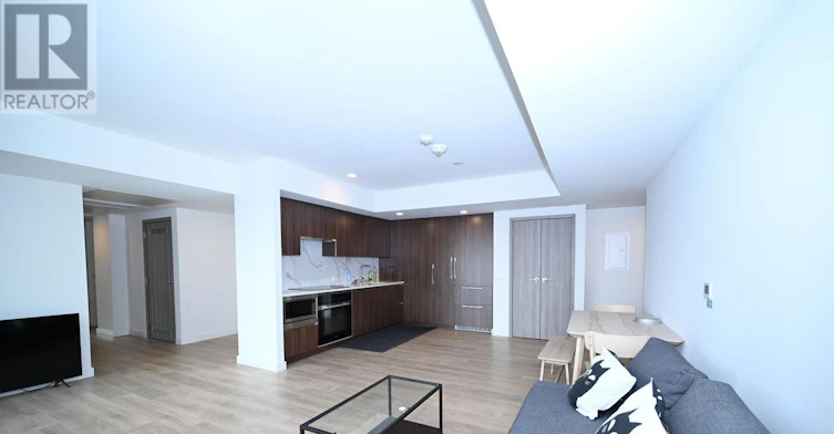 1021-3 Concord Cityplace Way, Toronto, ON, M5V 0X4 - 9