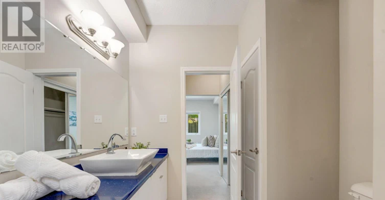 13-795 Laurelwood Drive, Waterloo, ON, N2V 0A3 - 34