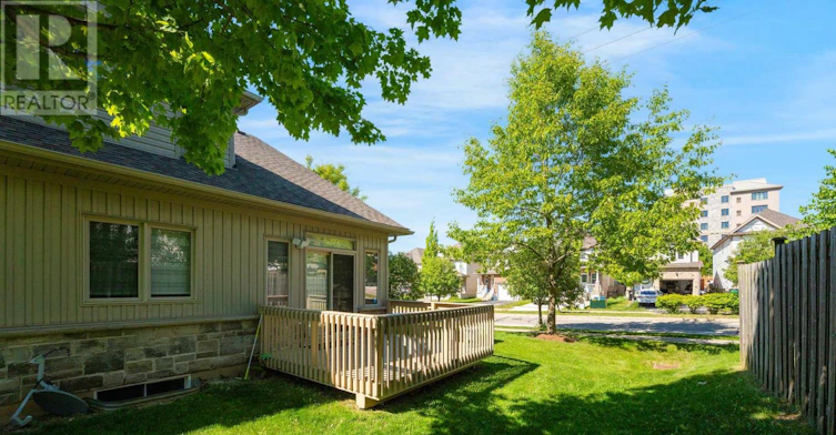 13-795 Laurelwood Drive, Waterloo, ON, N2V 0A3 - 12