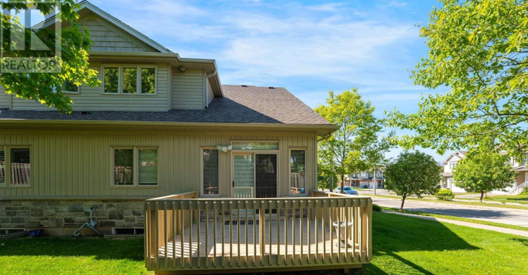 13-795 Laurelwood Drive, Waterloo, ON, N2V 0A3 - 13