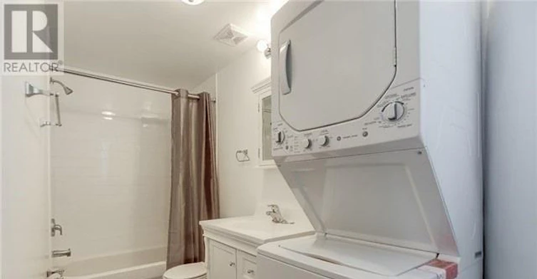201-683 Danforth Avenue, Toronto, ON, M4J 1L2 - 12