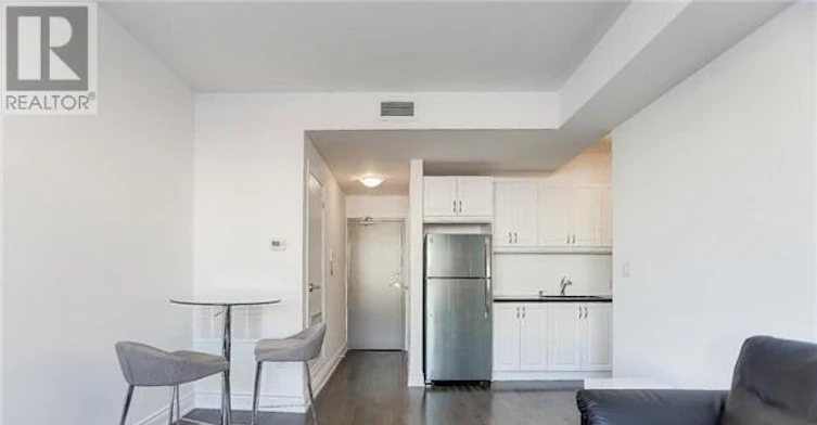 201-683 Danforth Avenue, Toronto, ON, M4J 1L2 - 5