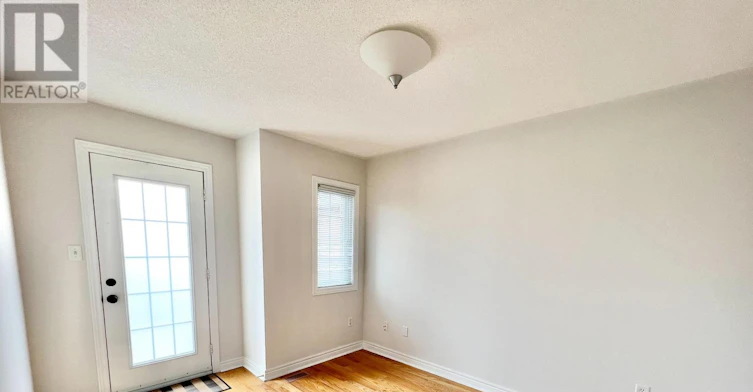 30 Clovis Street, Vaughan, ON, L4J 8W7 - 8