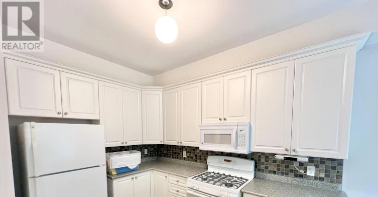 30 Clovis Street, Vaughan, ON, L4J 8W7 - 5