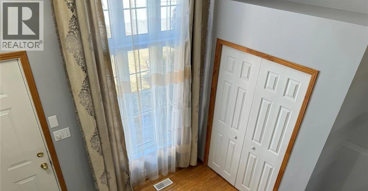 UPPER-2643 Carissa, Windsor, ON, N8R 2J9 - 8