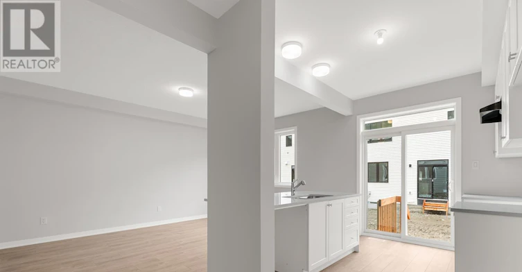 519 Brigatine Avenue, Ottawa, ON, K2S 0P9 - 8