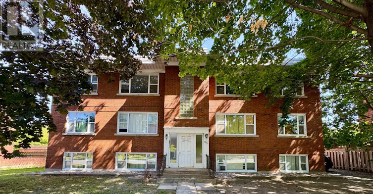 5-839 Kirkwood Avenue, Ottawa, ON, K1Z 5Y1