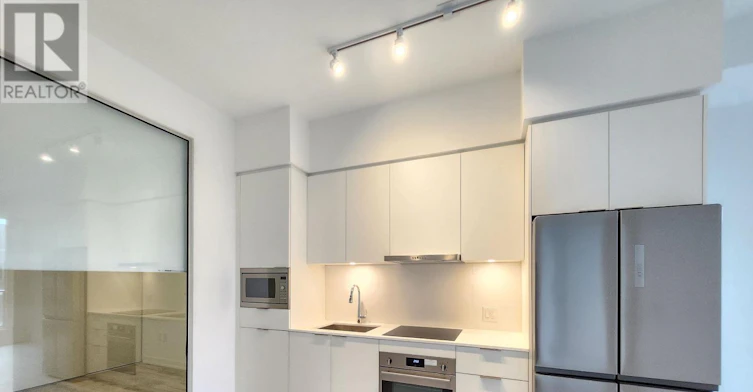S622-8 Olympic Garden Drive, Toronto, ON, M2M 4E7 - 2
