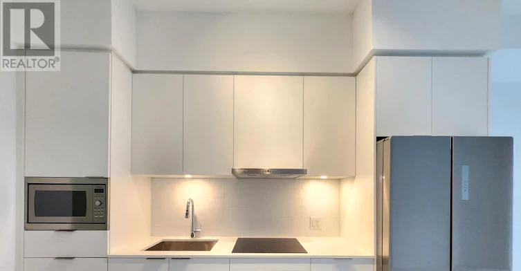 S622-8 Olympic Garden Drive, Toronto, ON, M2M 4E7 - 3