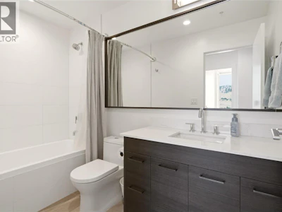 1202-1181 Sunset Drive - 5