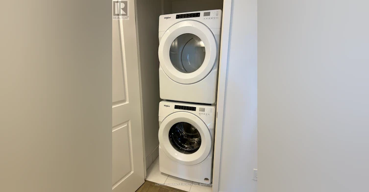 1110-202 Burnhamthorpe Road W, Mississauga, ON, L5A 0B2 - 13