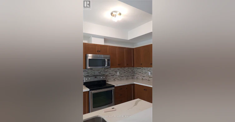 62-8 Lakelawn Road, Grimsby, ON, L3M 0G1 - 9