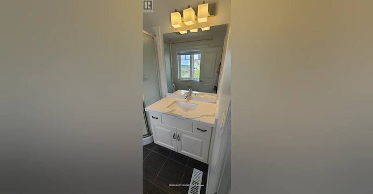62-8 Lakelawn Road, Grimsby, ON, L3M 0G1 - 12